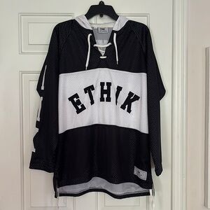 ETHIK CLOTHING CO HOODIE SIZE SMALL GREAT CONDITION
